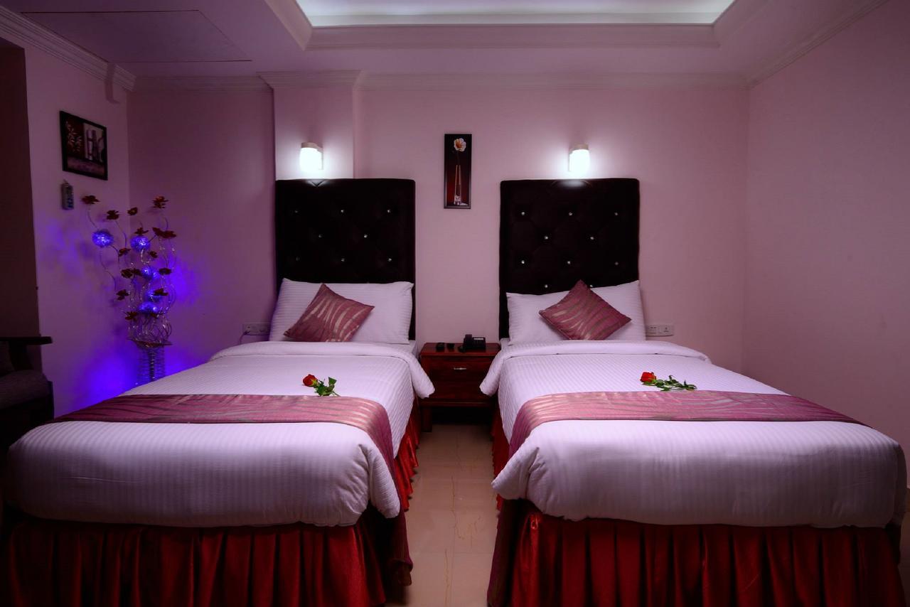 Sps Kingsway Hotel Thiruvananthapuram Exterior photo